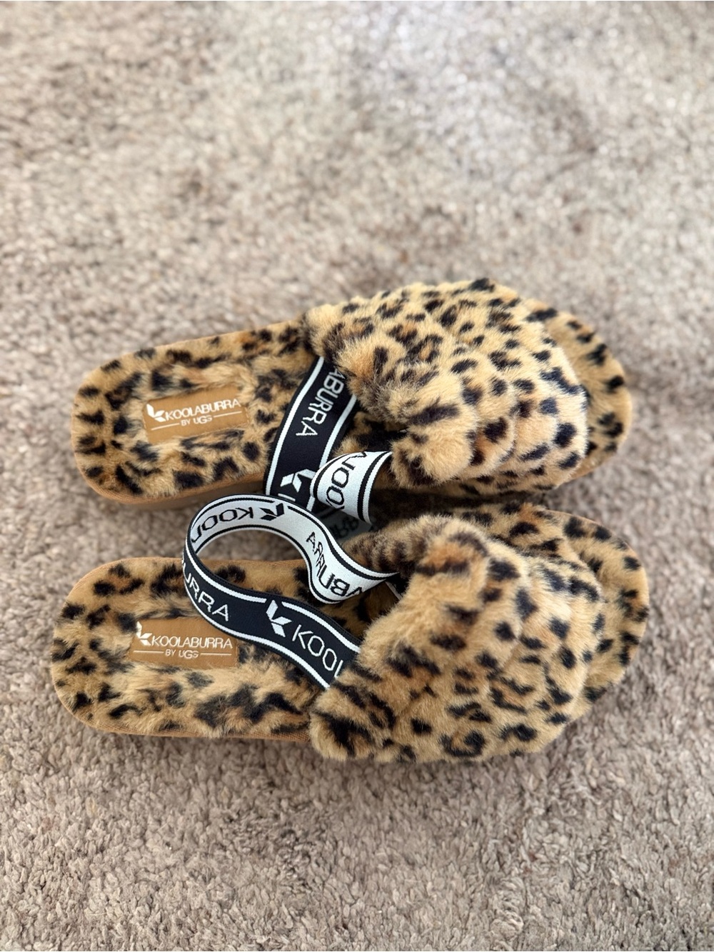 Koolaburra Leopard Fuzzy Slide Sandals with Branded Strap - Tan/Black